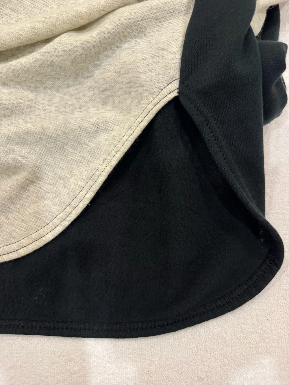 Kittens comfortable women’s